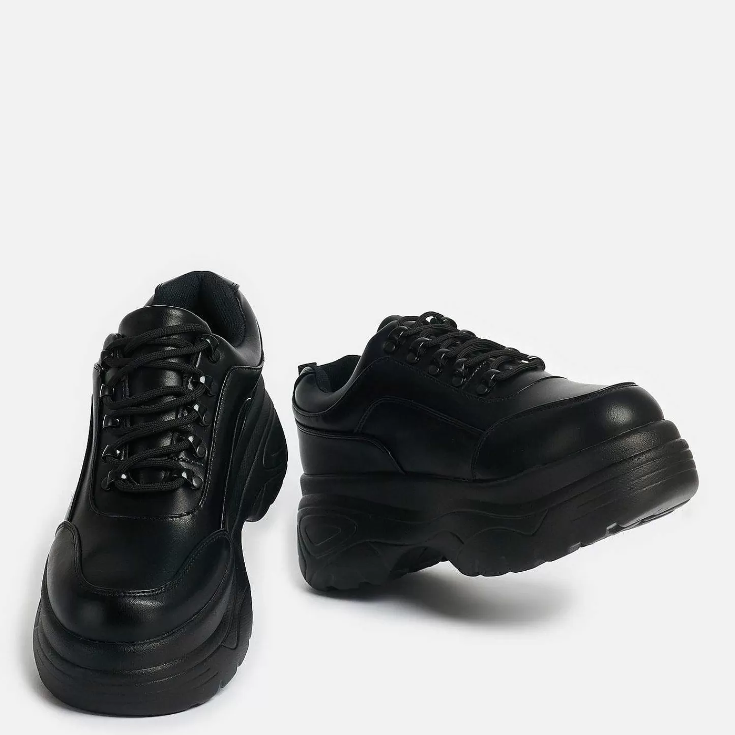 Online Czarne Buty Sportowe Jennie Striker Z Masywnymi Babelkami Damskie Gruby Trener